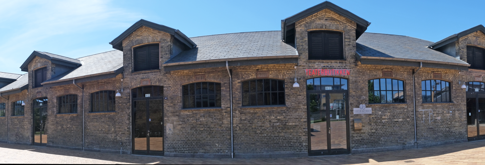 Indgangen til Teaterbutikken